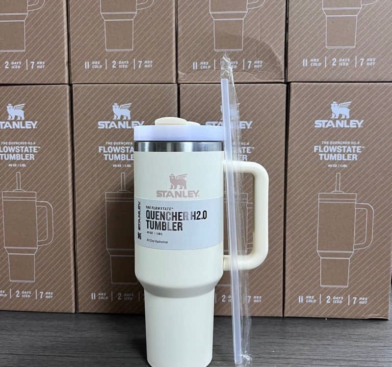STANLEY THE QUENCHER H2.0 FLOWSTATE™ TUMBLER | 1.18L