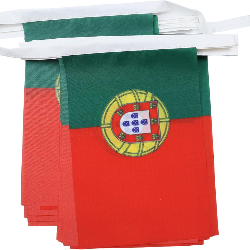 World Cup Flag Decoration (12 Flags /4 meters)